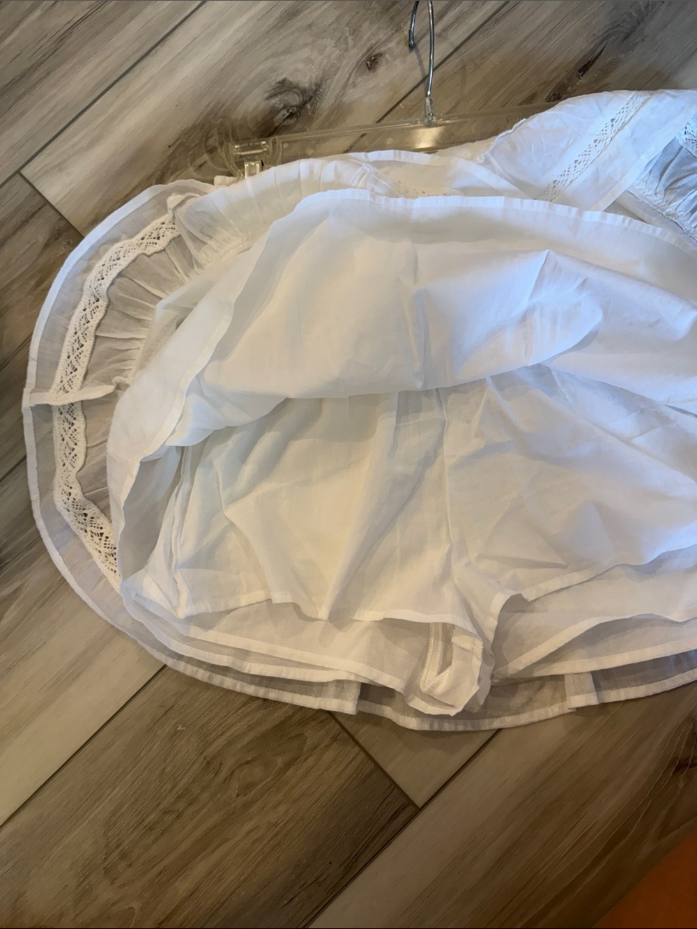 Abercrombie & Fitch White Smocked Waist Skirt - Picture 4 of 5